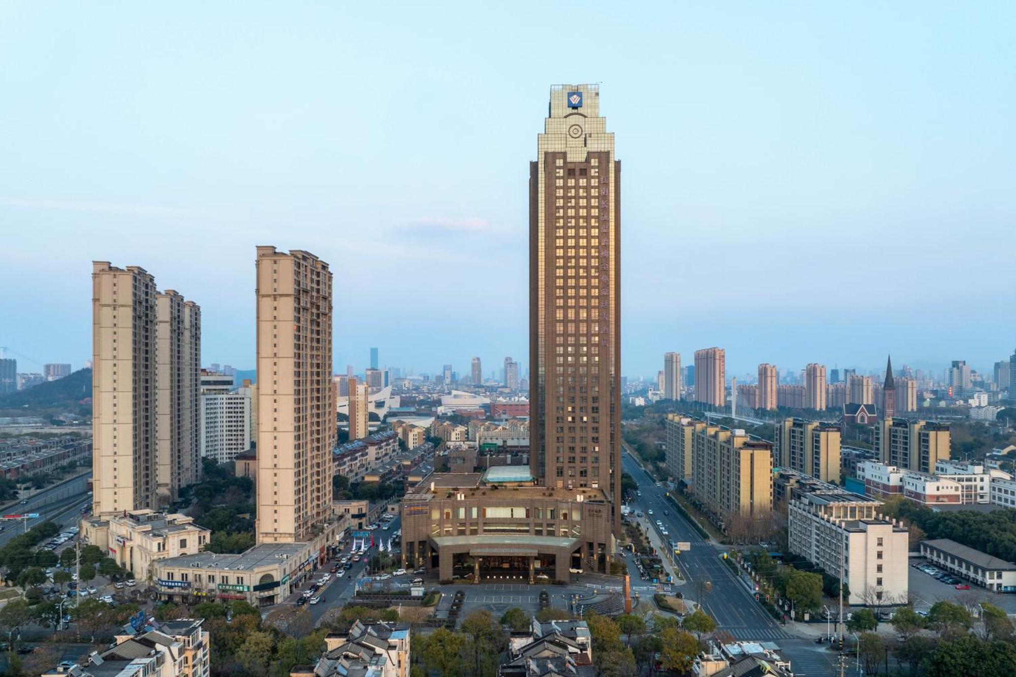 Wyndham Grand Plaza Royale Changsheng Jiangyin Exterior foto